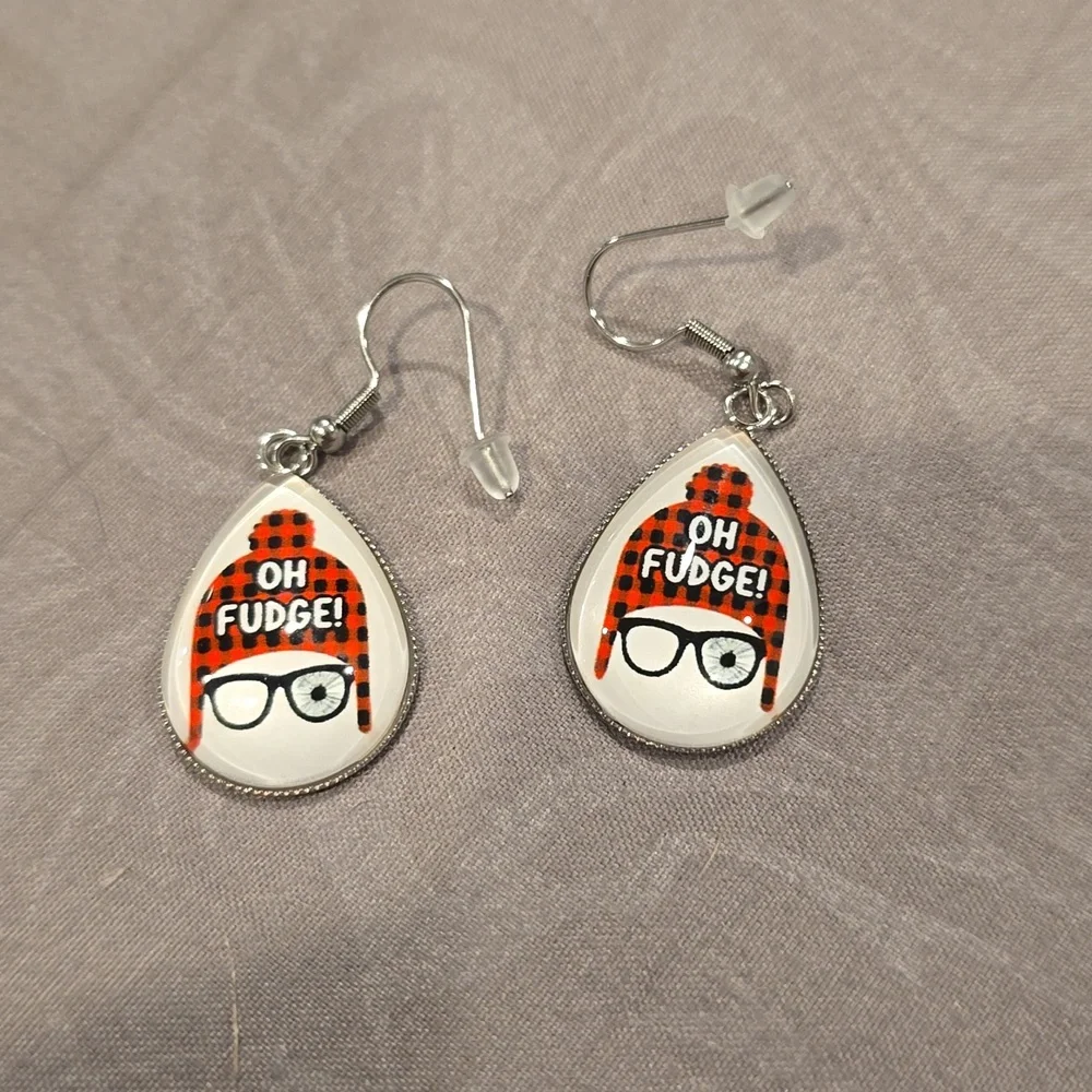❤️10/$13 New a Christmas story earrings